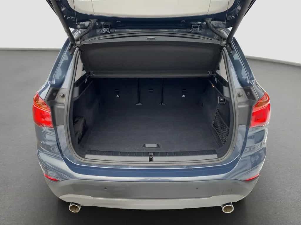 BMW X1 sDrive20i Adv. LED Navi ParkAss Sportsitz AUT 02/2019-photo-8