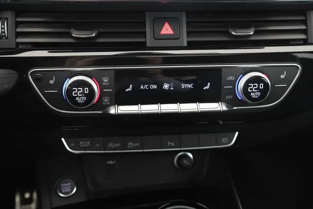 Audi A4 Avant 40 TDI quattro S tronic S line | AHK 01/2023-photo-17