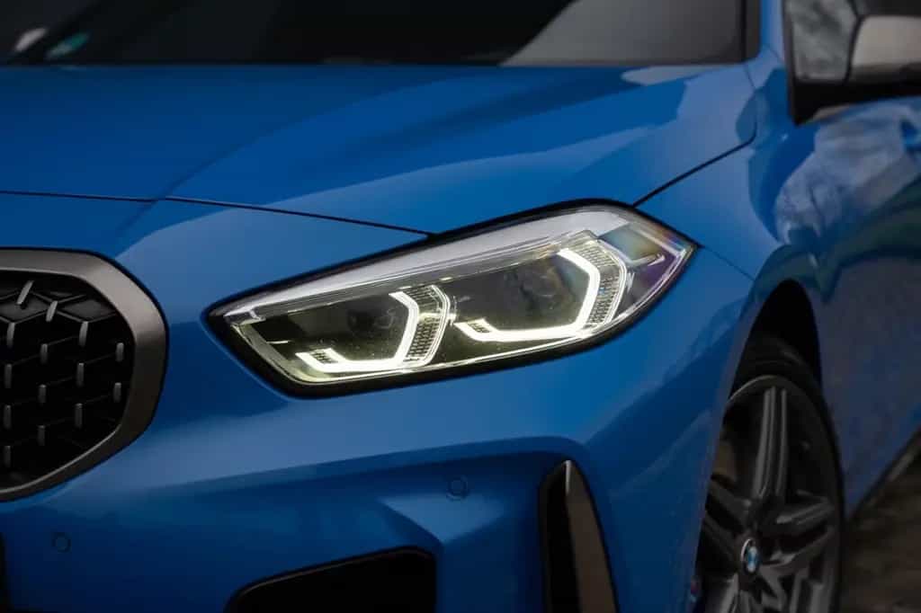 BMW M135 i xDrive*LASER*SCHALEN*SHADOW*VC* 08/2020-photo-1