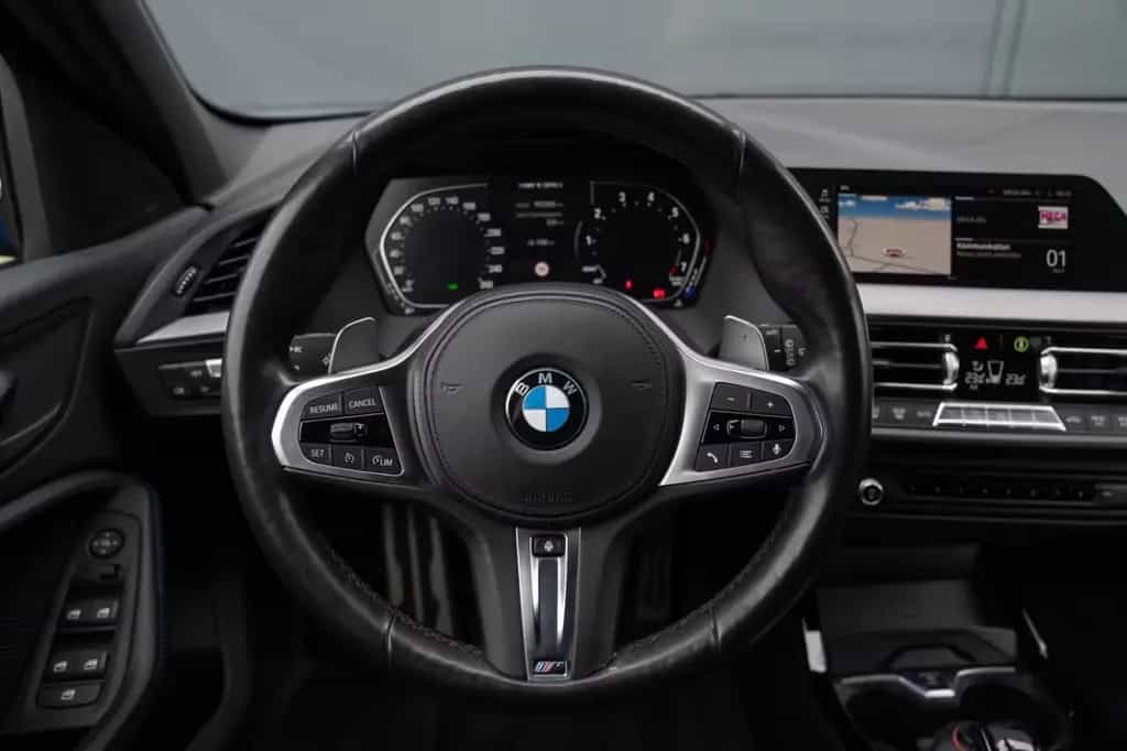 BMW M135 i xDrive*LASER*SCHALEN*SHADOW*VC* 08/2020-photo-16