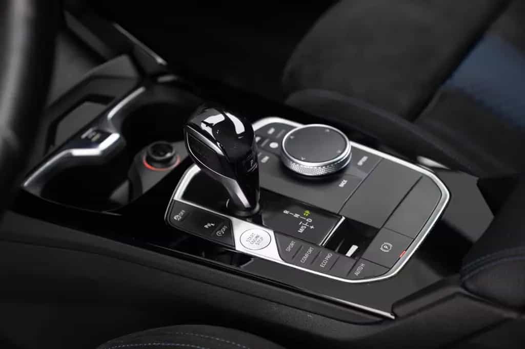BMW M135 i xDrive*LASER*SCHALEN*SHADOW*VC* 08/2020-photo-18