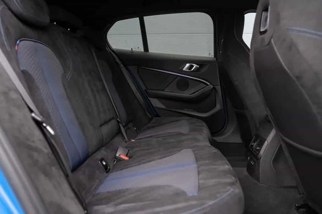 BMW M135 i xDrive*LASER*SCHALEN*SHADOW*VC* 08/2020-photo-24