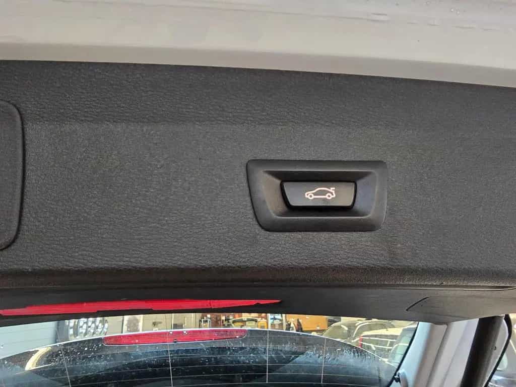 BMW X1 xDrive 18 d Sport Line LED Navi 1.Hand 06/2019-photo-11