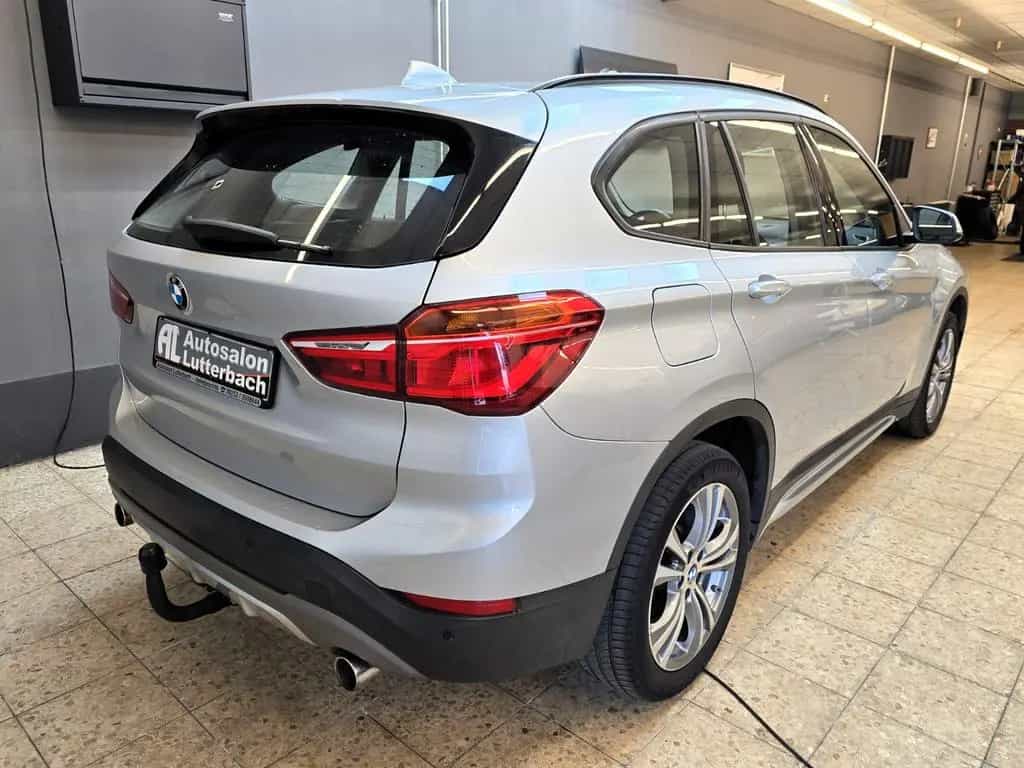 BMW X1 xDrive 18 d Sport Line LED Navi 1.Hand 06/2019-photo-3