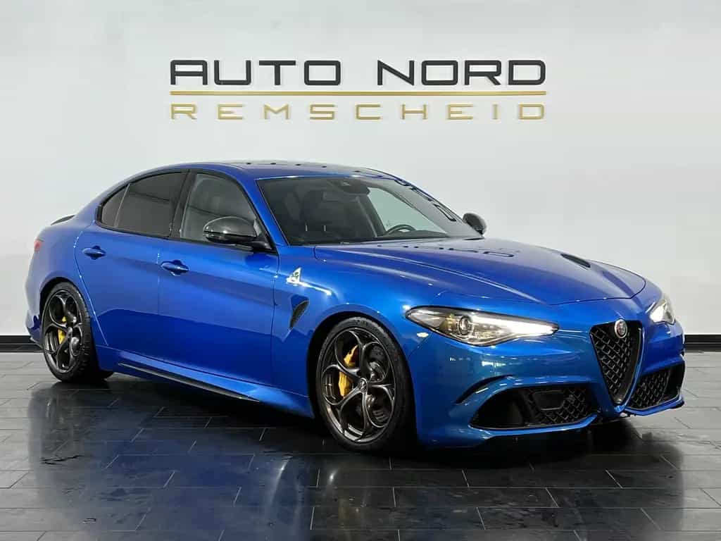 Alfa Romeo Giulia Quadrifoglio *ACC*Kamera*Navi*Carbon* 01/2018-photo-2