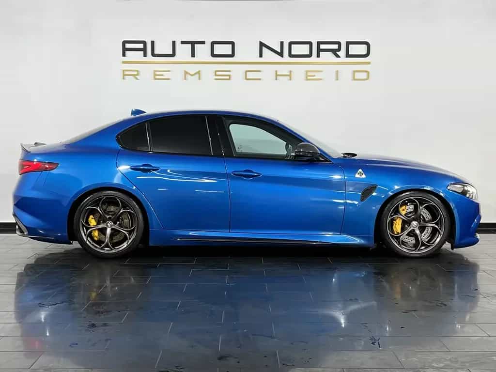 Alfa Romeo Giulia Quadrifoglio *ACC*Kamera*Navi*Carbon* 01/2018-photo-3