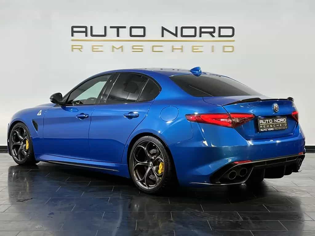 Alfa Romeo Giulia Quadrifoglio *ACC*Kamera*Navi*Carbon* 01/2018-photo-6
