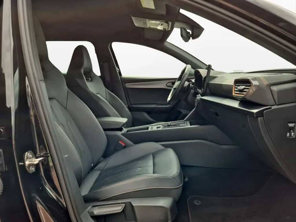 Cupra Leon Sportstourer VZ 2.0 TSI 300PS Garantie RüKa 03/2024-photo-11