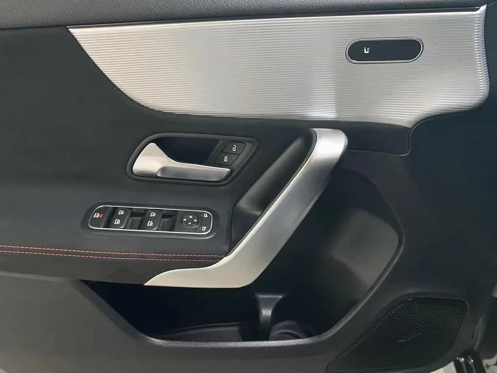 Mercedes-Benz A 200 AMG+NIGHT+LED+MBUX+18"+SPORTSITZE+KAMERA 06/2019-photo-10