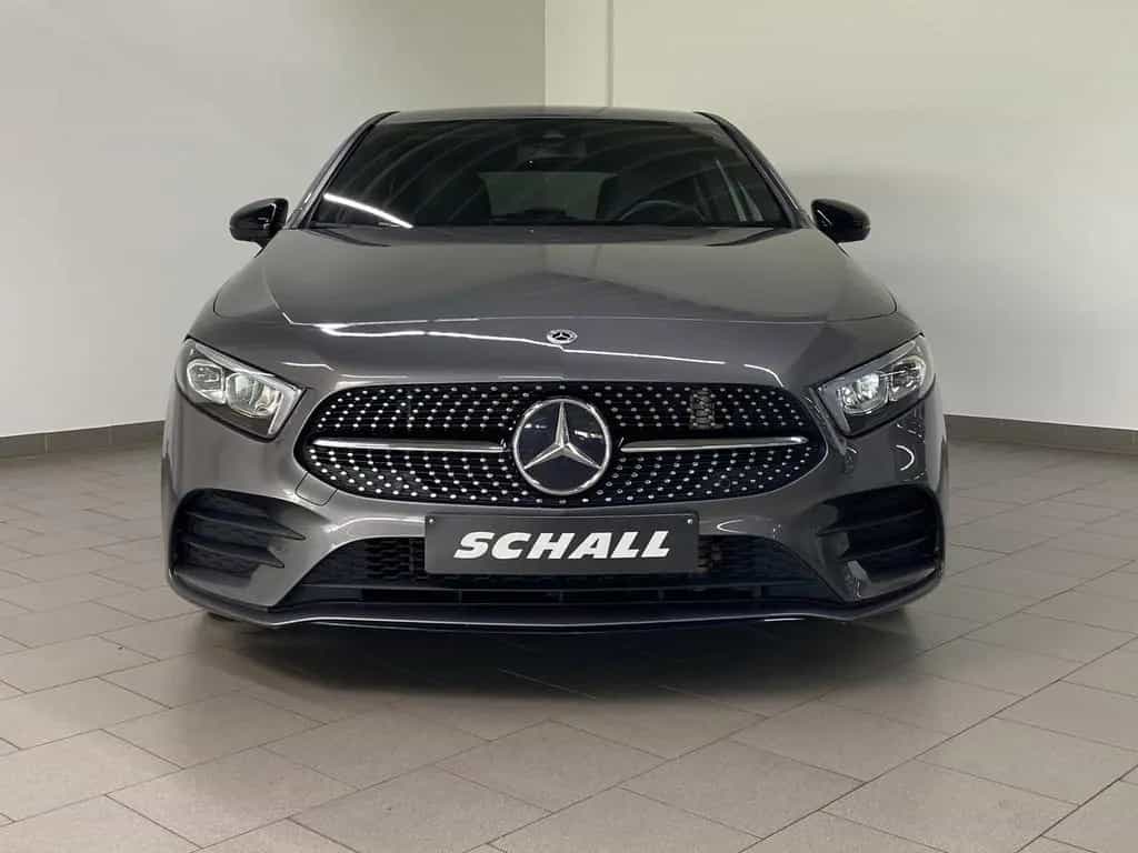 Mercedes-Benz A 200 AMG+NIGHT+LED+MBUX+18"+SPORTSITZE+KAMERA 06/2019-photo-2
