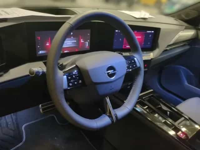 Opel Astra 05/2024-photo-8
