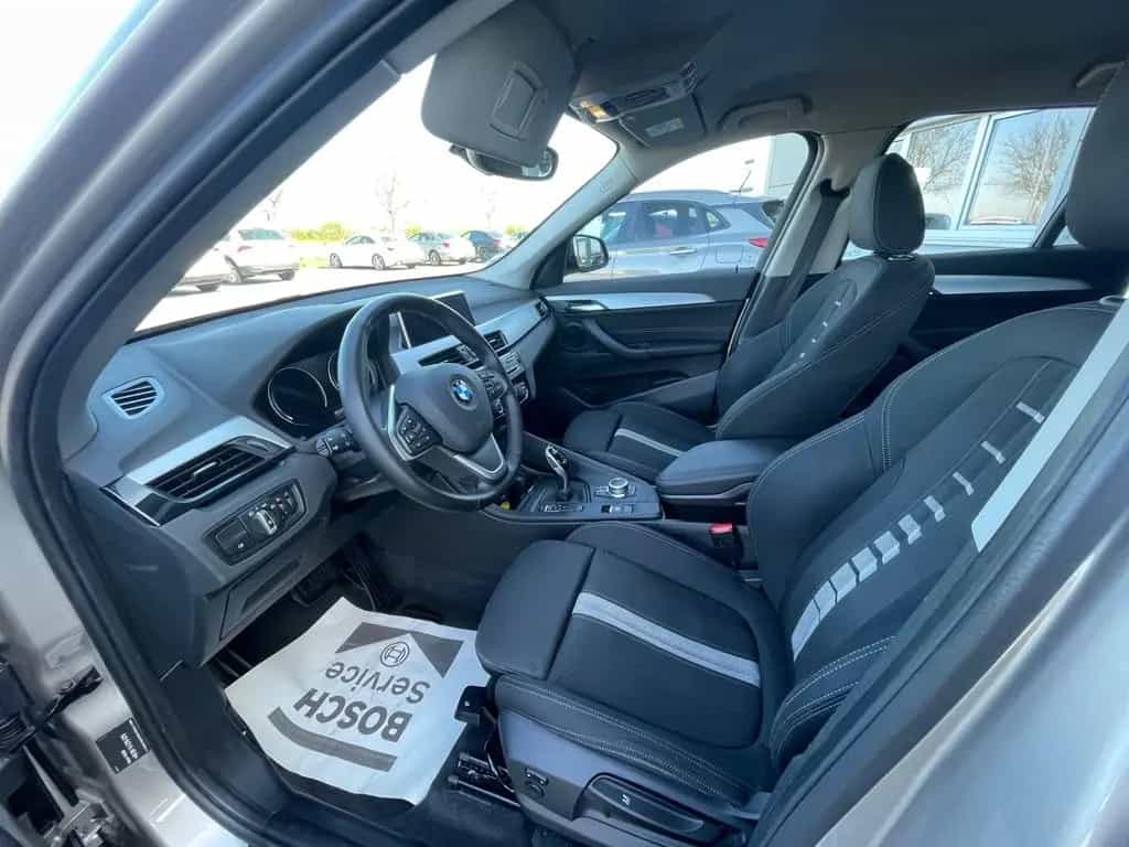 BMW X1 sDrive18d Automatik LED DAB+ 12/2020-photo-11