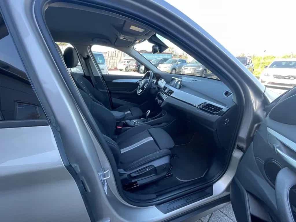 BMW X1 sDrive18d Automatik LED DAB+ 12/2020-photo-18