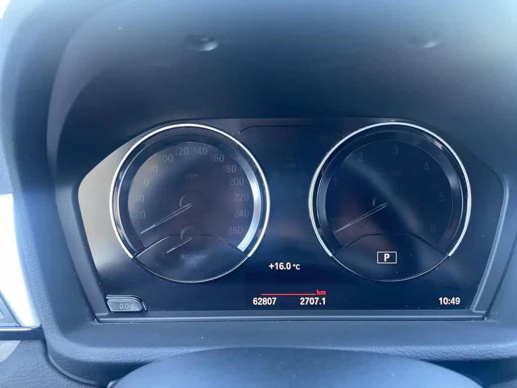BMW X1 sDrive18d Automatik LED DAB+ 12/2020-photo-6