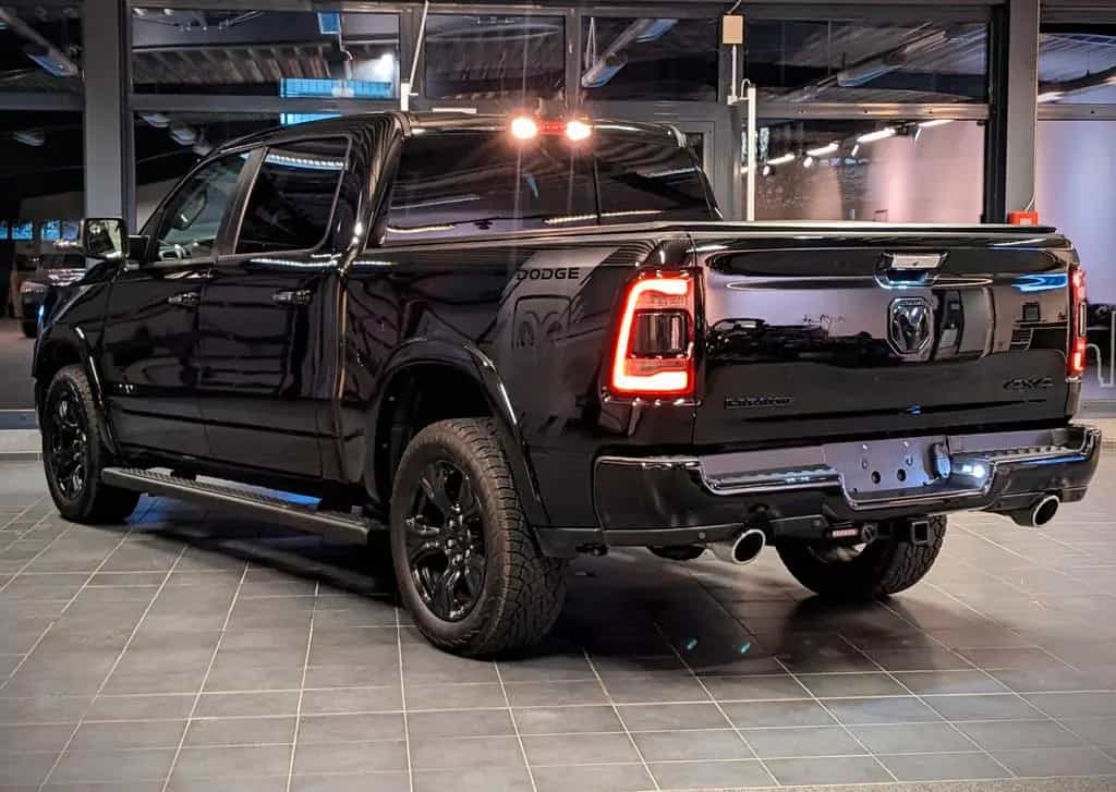 Dodge RAM 1500  Laramie Limited Night HEMI 5.7L   4x4 07/2022-photo-4