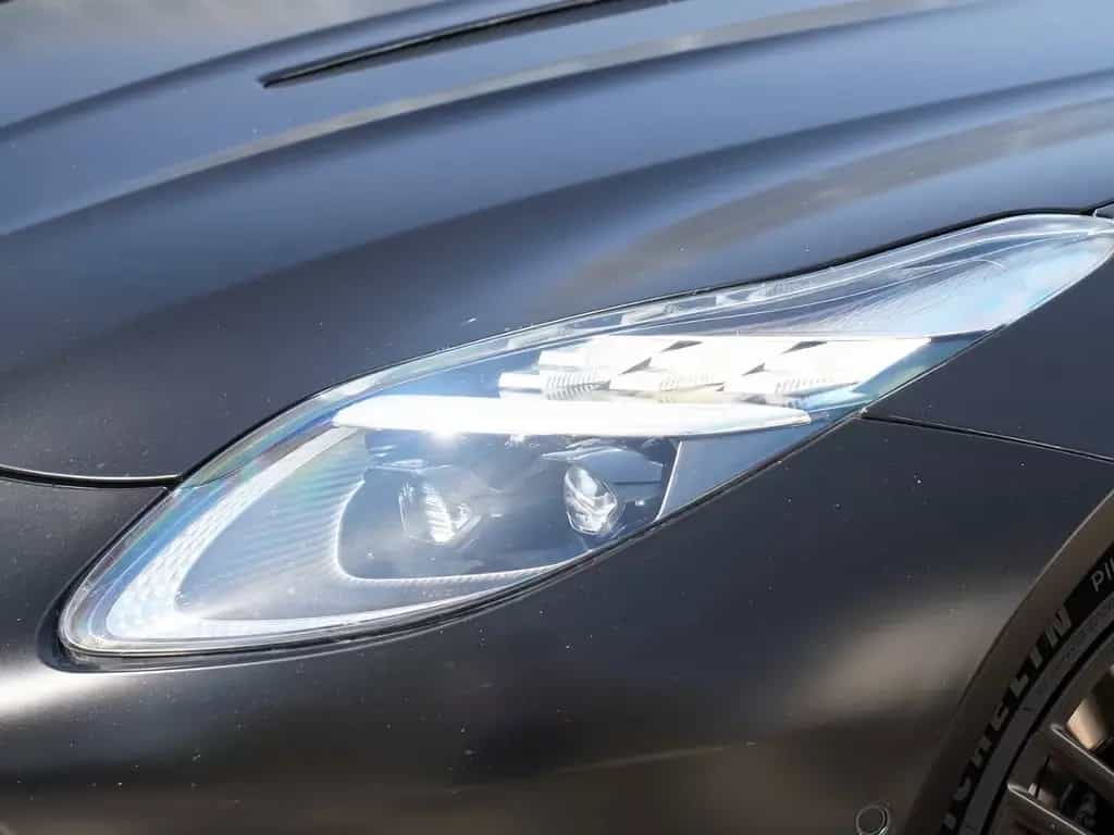 Aston Martin DB12 Satin Onyx Black Inspire Sport 12/2024-photo-12