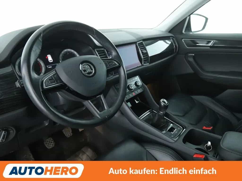 Skoda Kodiaq 1.4 TSI ACT Style 4x4*NAVI*PDC*LED*SHZ* 08/2017-photo-10