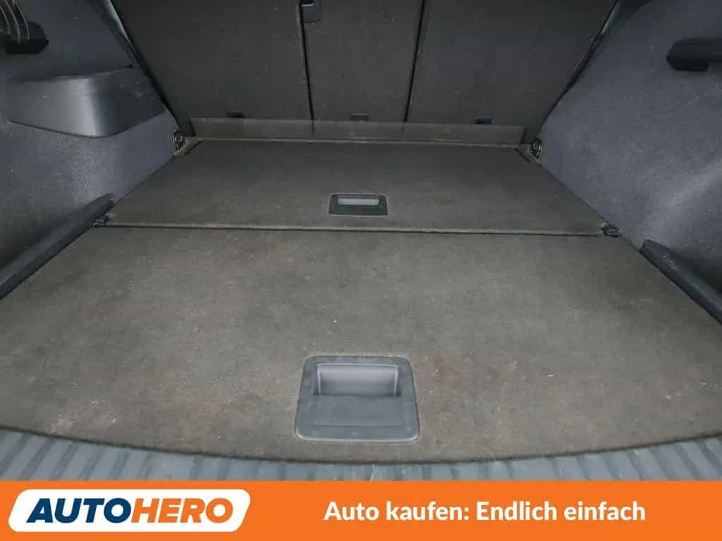 Skoda Kodiaq 1.4 TSI ACT Style 4x4*NAVI*PDC*LED*SHZ* 08/2017-photo-17