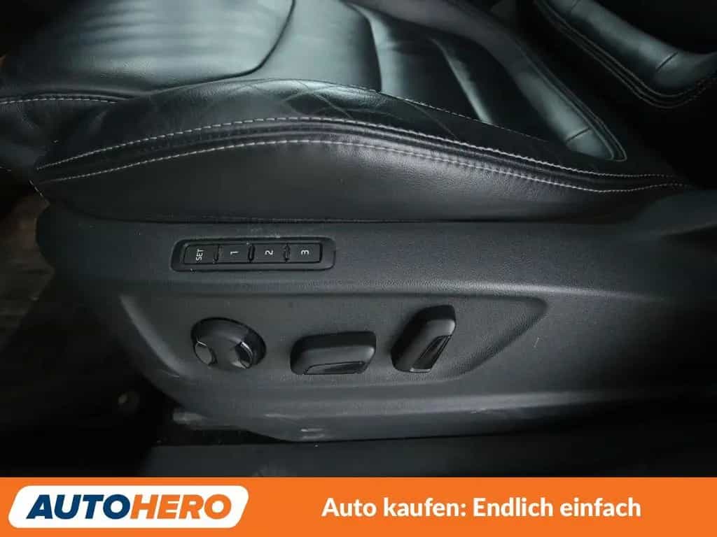 Skoda Kodiaq 1.4 TSI ACT Style 4x4*NAVI*PDC*LED*SHZ* 08/2017-photo-20