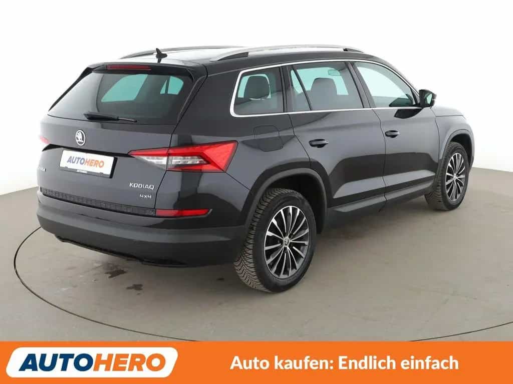 Skoda Kodiaq 1.4 TSI ACT Style 4x4*NAVI*PDC*LED*SHZ* 08/2017-photo-5