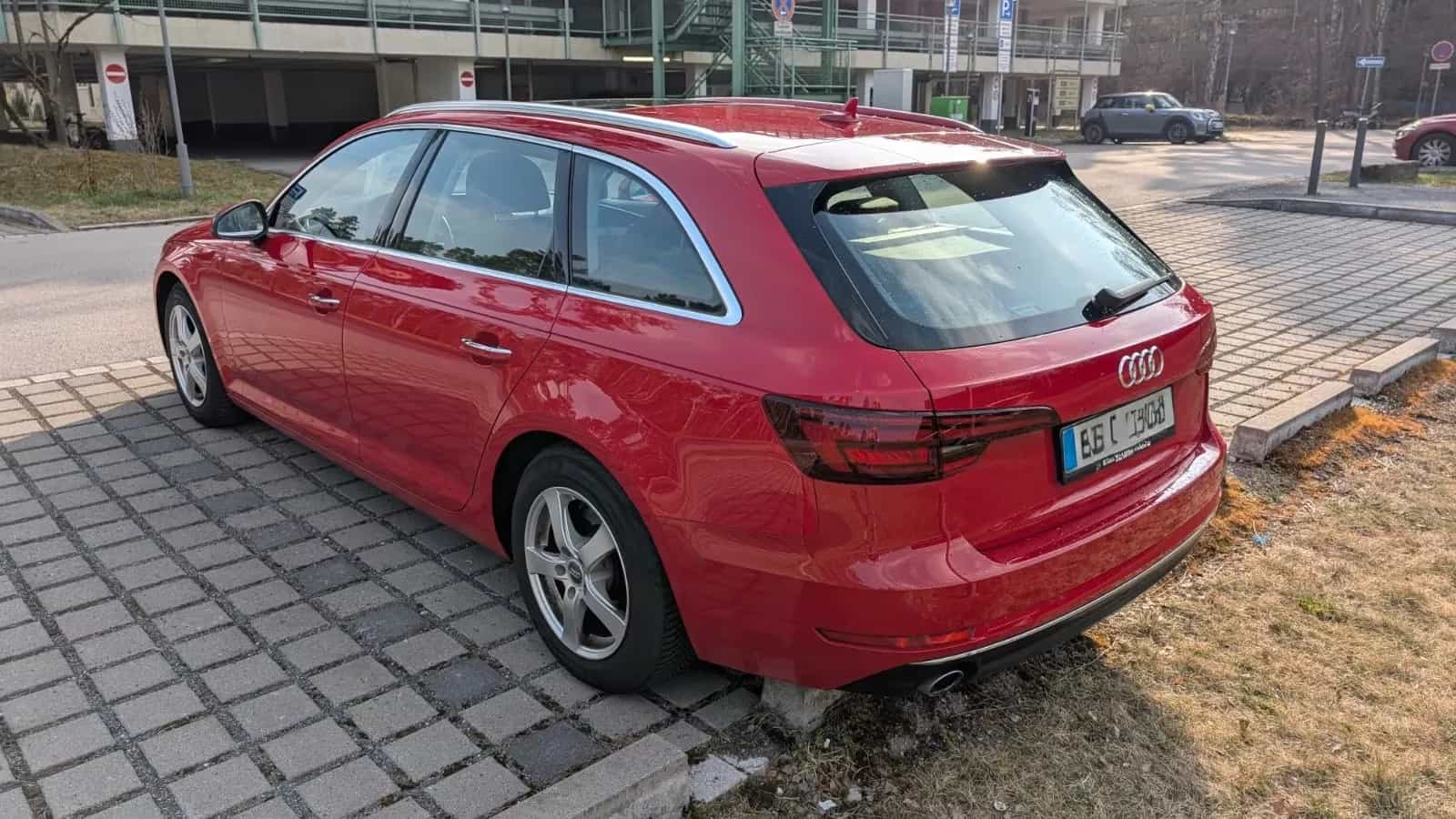 Audi A4 2.0 TDI Avant Bi-Xenon Navi Tempomat PDC DAB 05/2017-photo-14