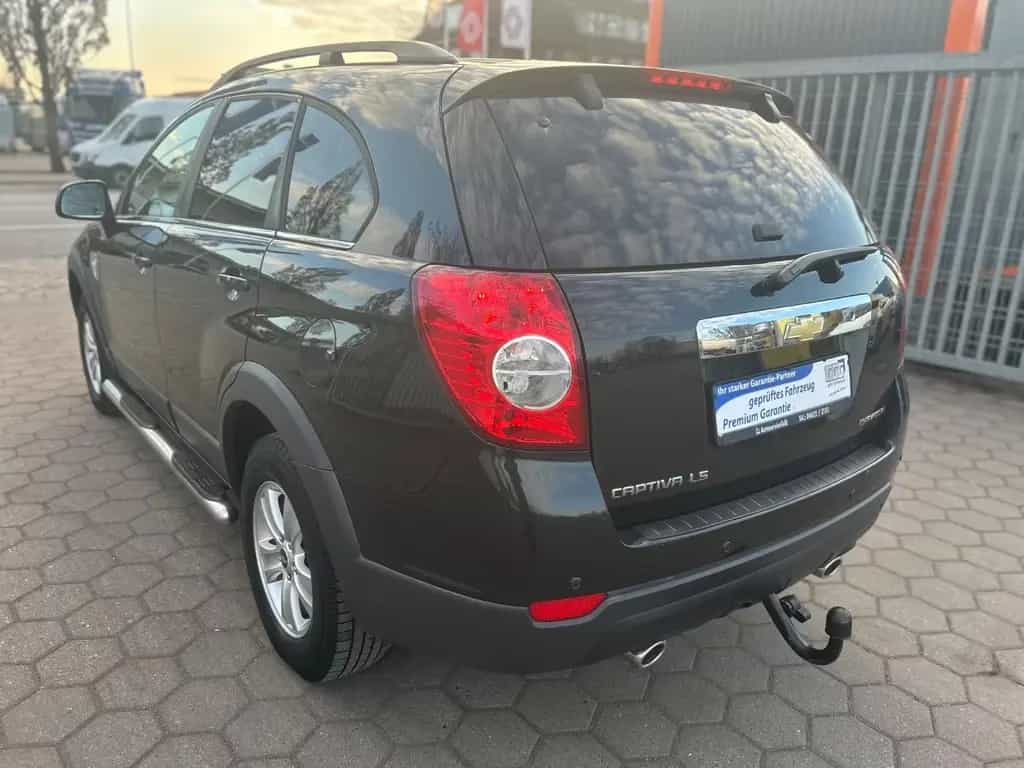Chevrolet Captiva 2.4 LS 2WD 02/2011-photo-3