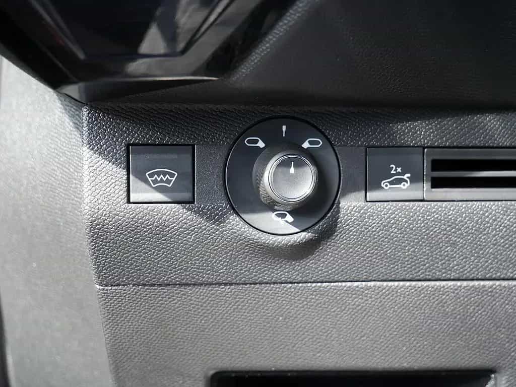 DS Automobiles DS7 (Crossback) DS 7 Crossback Performance Line+ BlueHDi 130 LED 03/2024-photo-18