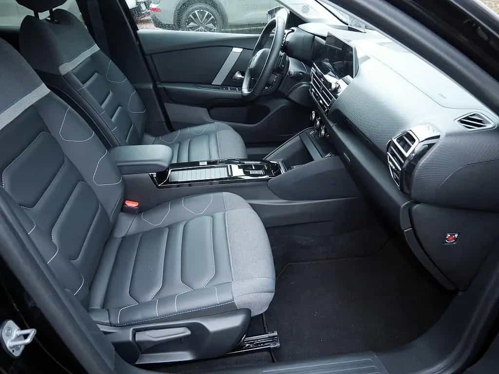 Citroën C4 PureTech 130 Shine KAMERA NAVI ACC HUD LED 02/2023-photo-1