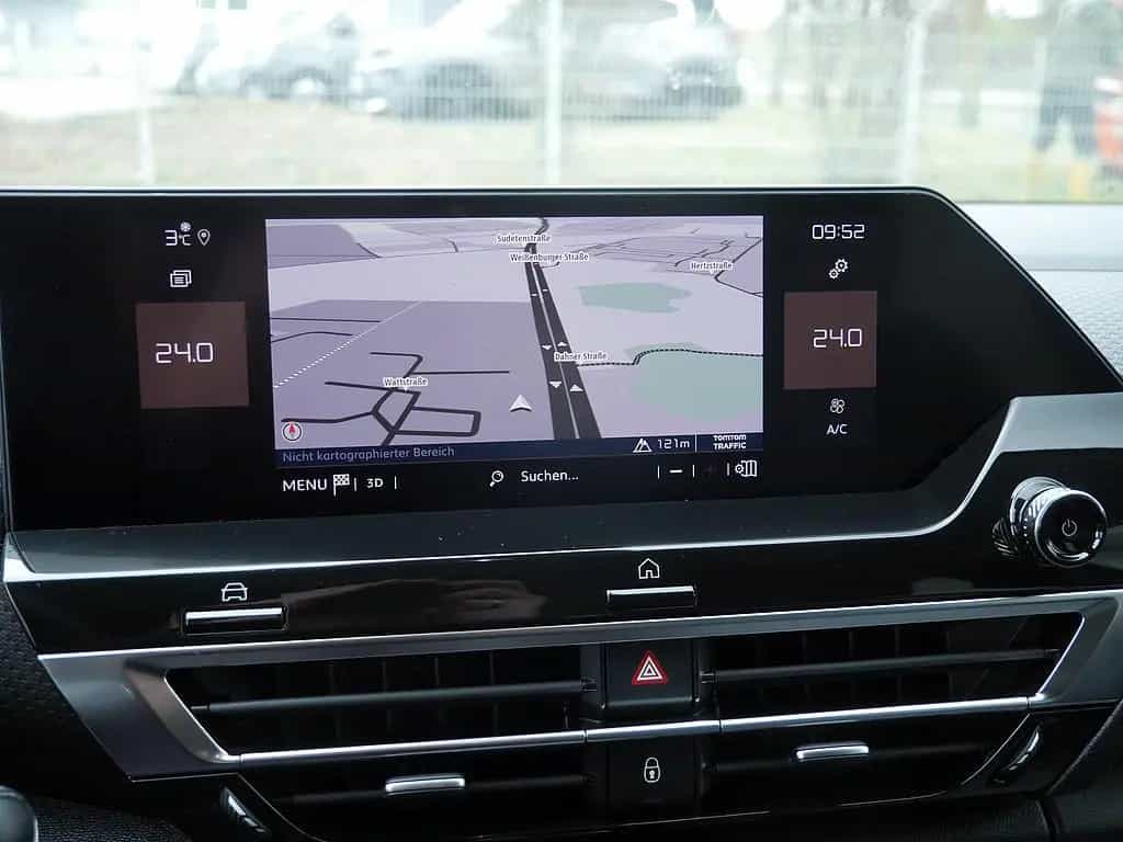 Citroën C4 PureTech 130 Shine KAMERA NAVI ACC HUD LED 02/2023-photo-7