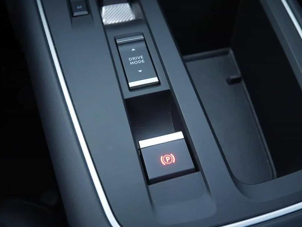 Citroën C5 Aircross Hybrid 136 ë-DSC6 Plus SHZ NAVI LED 02/2024-photo-13