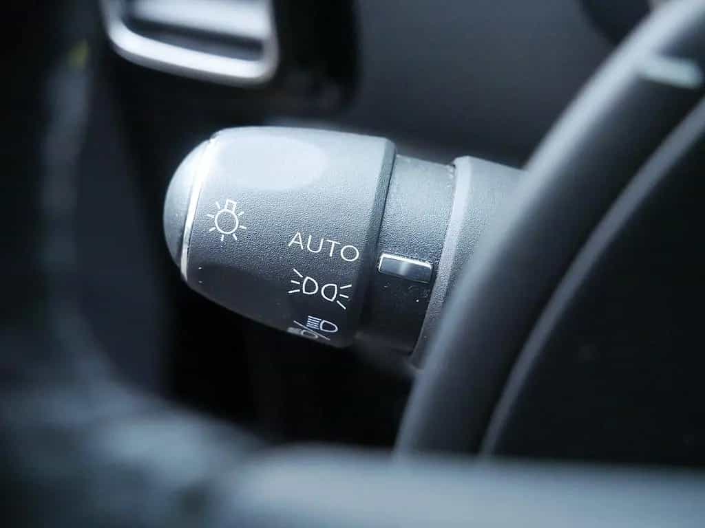 Citroën C5 Aircross Hybrid 136 ë-DSC6 Plus SHZ NAVI LED 02/2024-photo-14