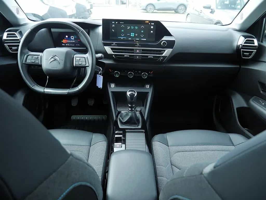 Citroën C4 PureTech 130 Plus KLIMA PDC SHZ KAMERA LED 01/2024-photo-15