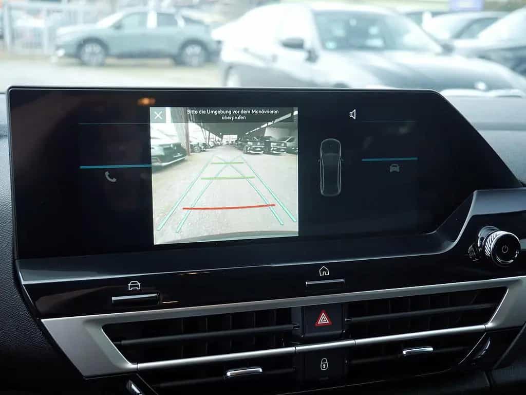 Citroën C4 PureTech 130 Plus KLIMA PDC SHZ KAMERA LED 01/2024-photo-8