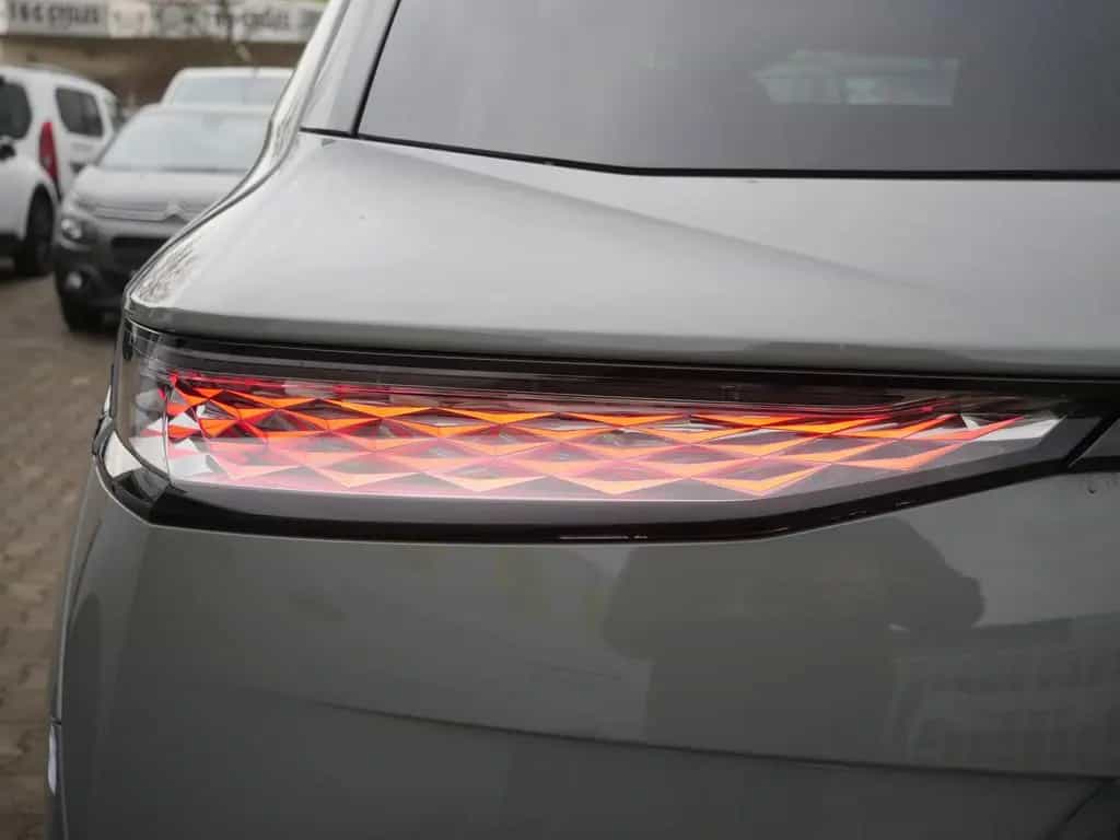 DS Automobiles DS7 (Crossback) DS 7 Crossback Opera BlueHDi 130 LED PANO 360° 11/2023-photo-22