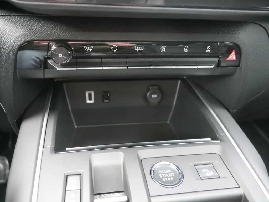 Citroën C5 Aircross BlueHDi 130 Max NAVI ACC LED PANO 01/2024-photo-10