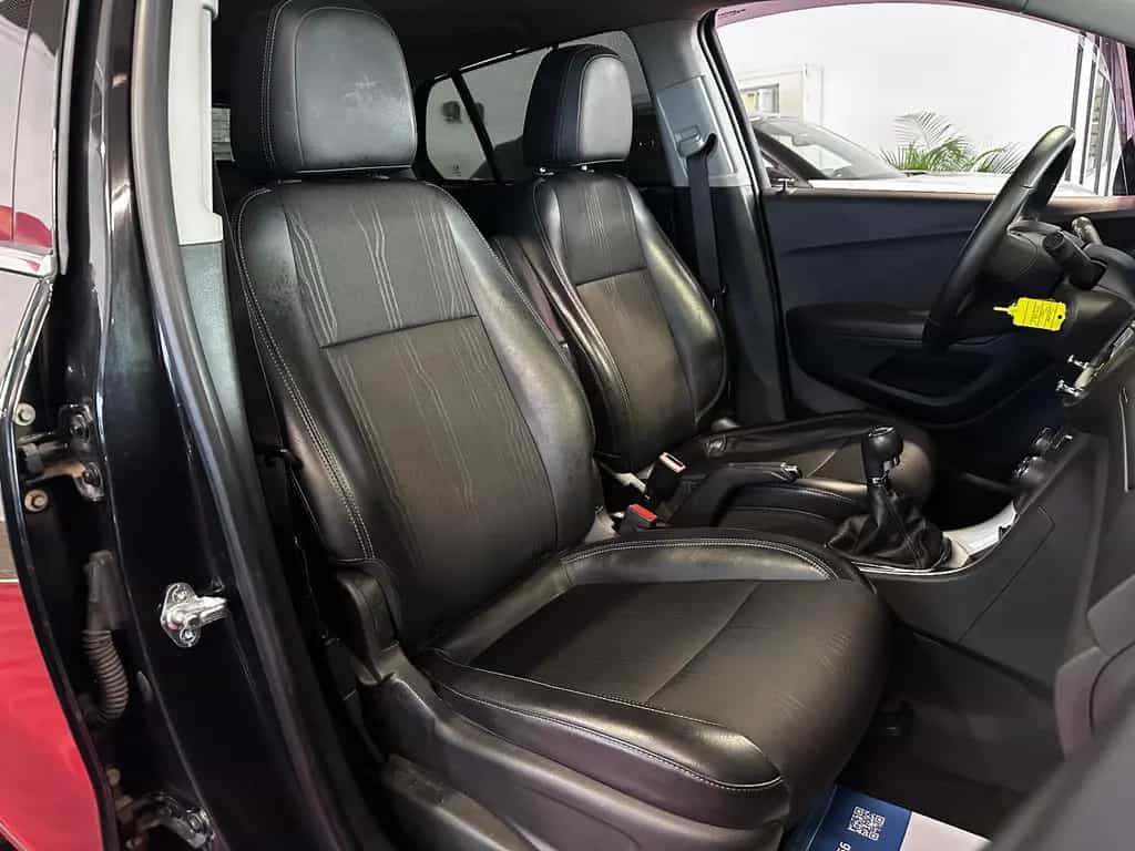 Chevrolet Trax 2. Hd + BC + BT + Sitzheizung * 08/2014-photo-13