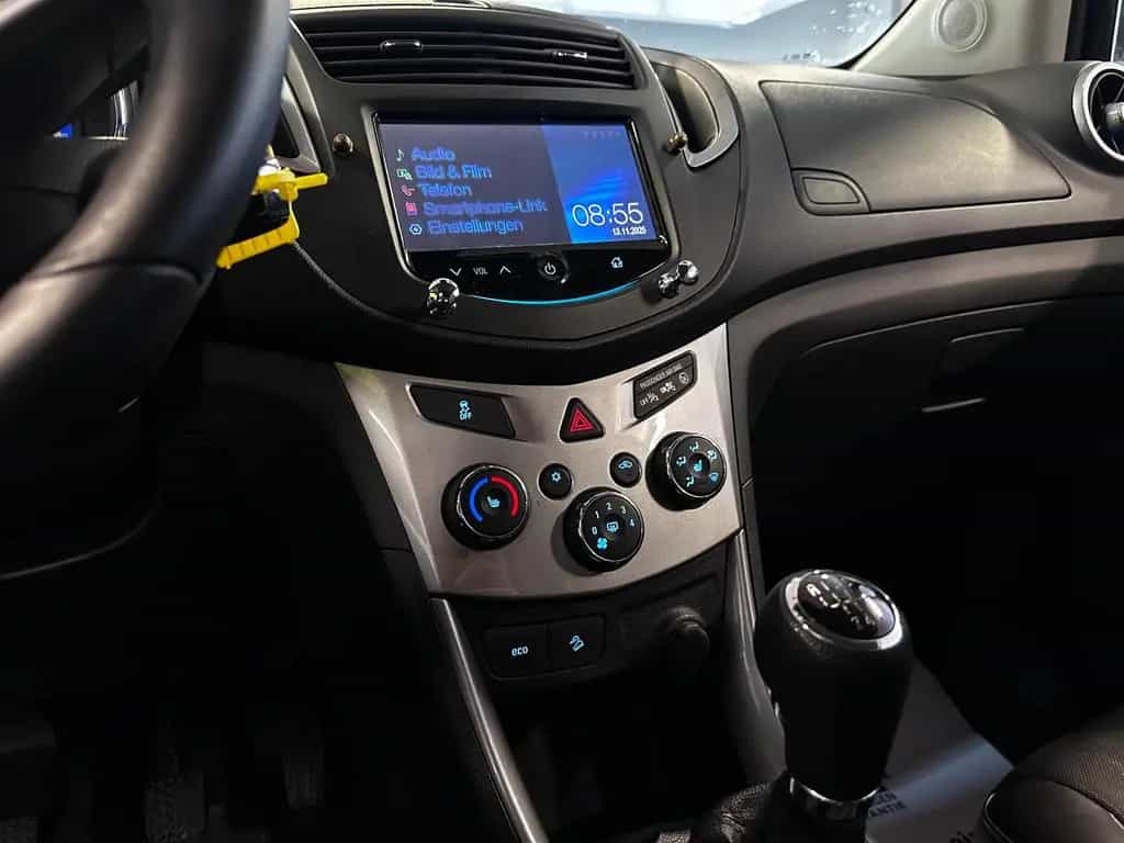 Chevrolet Trax 2. Hd + BC + BT + Sitzheizung * 08/2014-photo-16