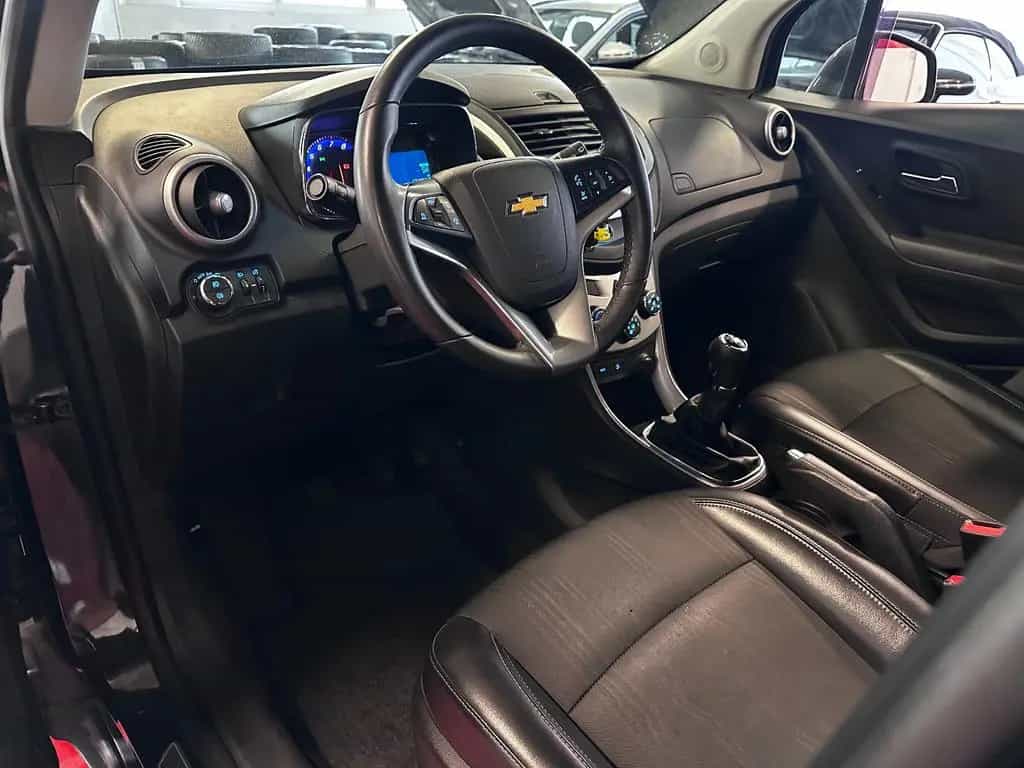 Chevrolet Trax 2. Hd + BC + BT + Sitzheizung * 08/2014-photo-9