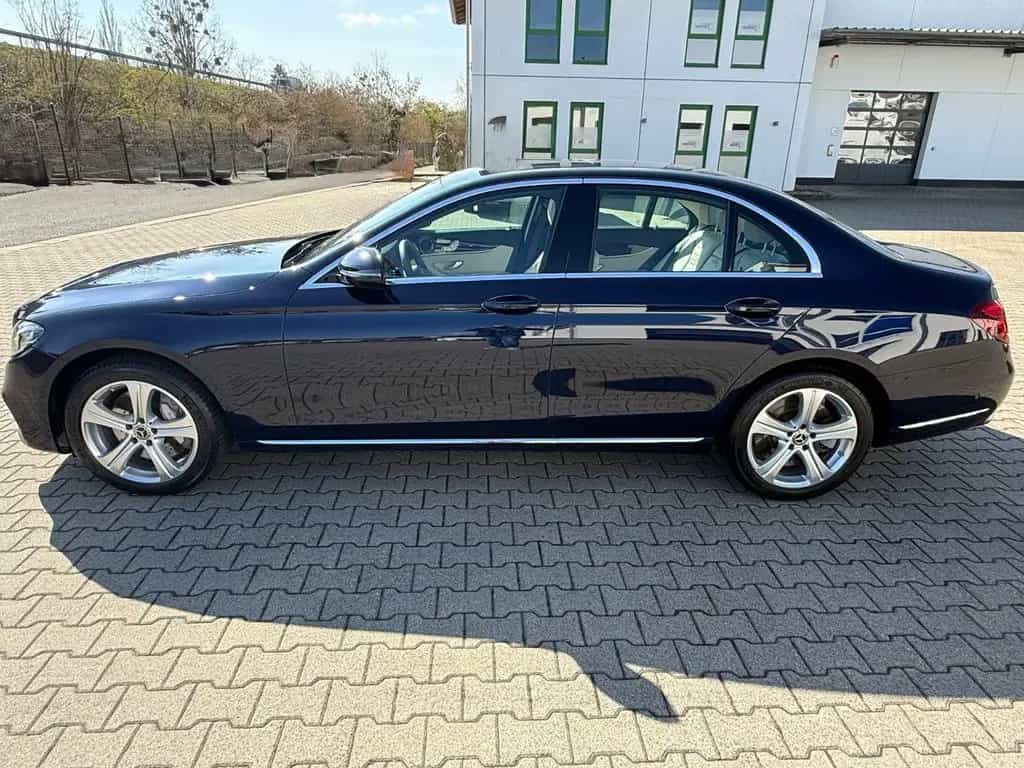 Mercedes-Benz E-Class 400 4MATIC AVANTGARDE Autom. AVANTGARDE 04/2018-photo-5