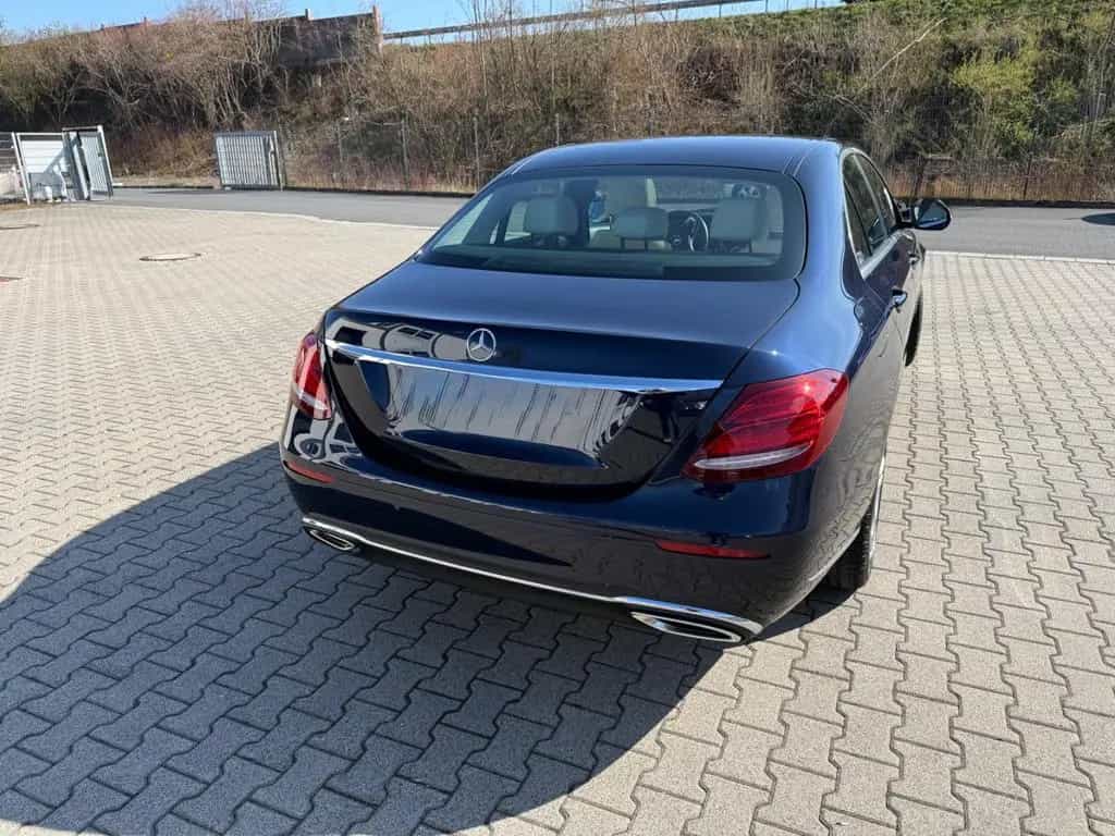 Mercedes-Benz E-Class 400 4MATIC AVANTGARDE Autom. AVANTGARDE 04/2018-photo-8