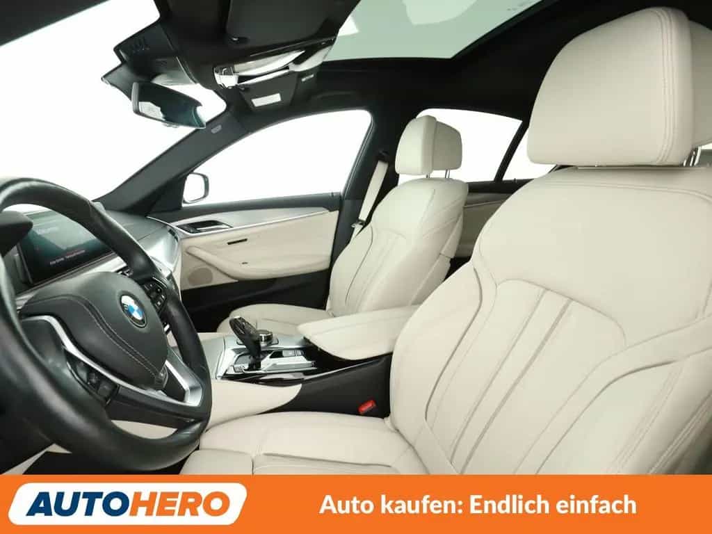 BMW 5 Series 540i xDrive Luxury Line Aut.*NAVI*TEMPO*CAM* 02/2020-photo-5