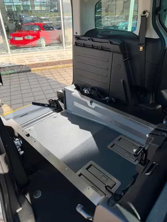 Citroën Berlingo Kombi Selection *Rollstuhlumbau* 10/2018-photo-24