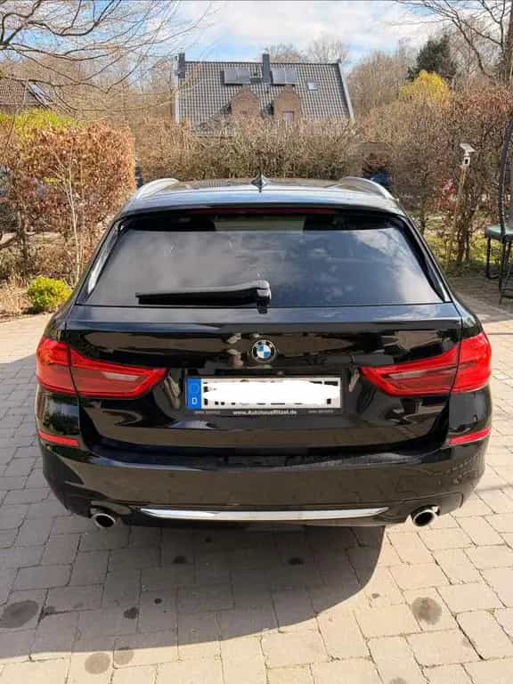 BMW 5 Series 520d Touring Luxury Line Leder Standhzg Carplay 09/2019-photo-0