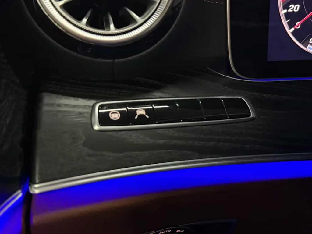 Mercedes-Benz E-Class 400 Coupe 4Matic*PANO*MEMORY*BURMESTER* 06/2017-photo-23