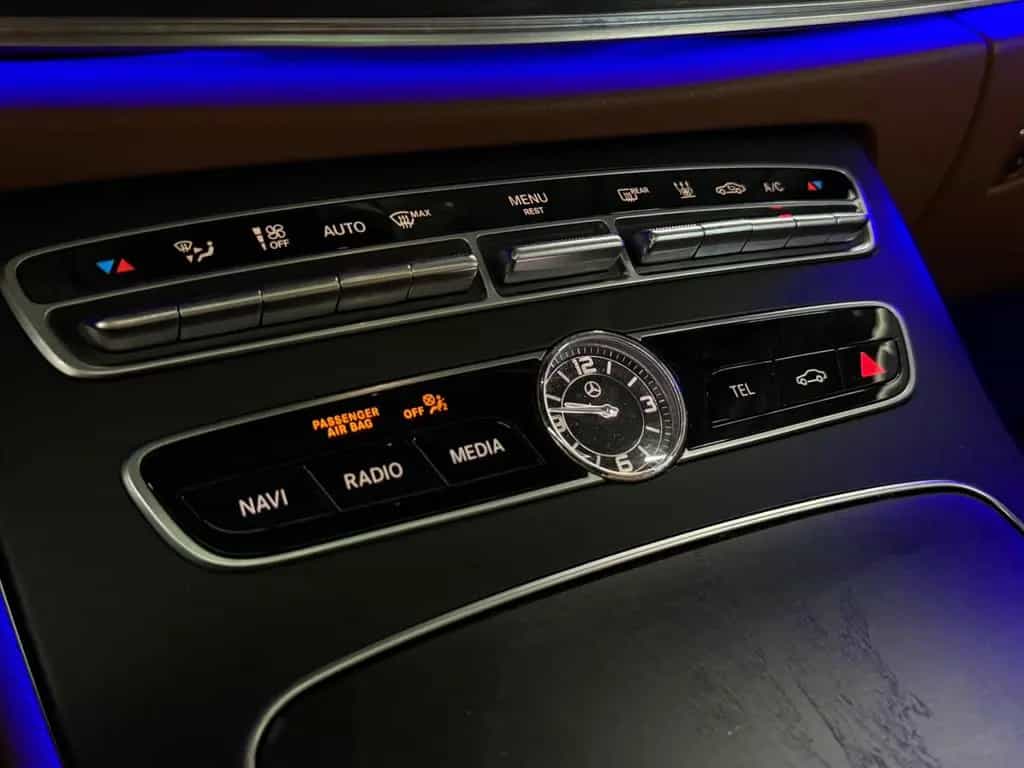 Mercedes-Benz E-Class 400 Coupe 4Matic*PANO*MEMORY*BURMESTER* 06/2017-photo-24