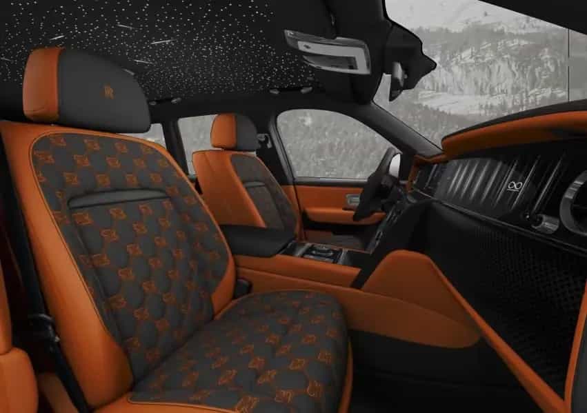 Rolls-Royce Cullinan Black Badge Serie 2/Twill/Footrest null-photo-3