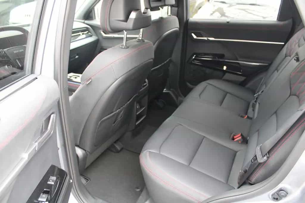 KGM Actyon 1,5 Hybrid Lux null-photo-14