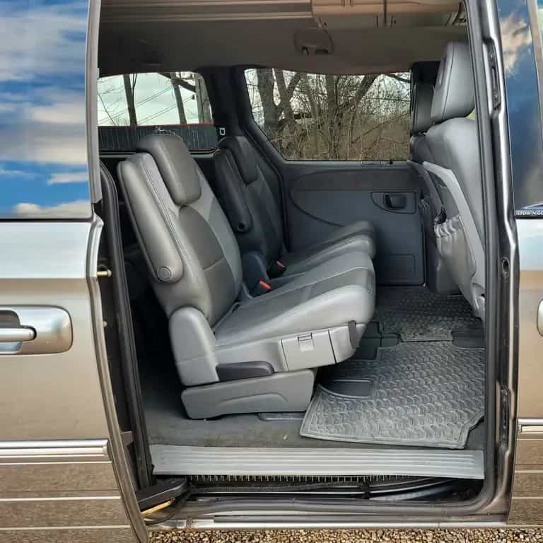 Chrysler Grand Voyager Limited 2.8 CRD*Klima*SZH*Temp*LMF 07/2006-photo-17
