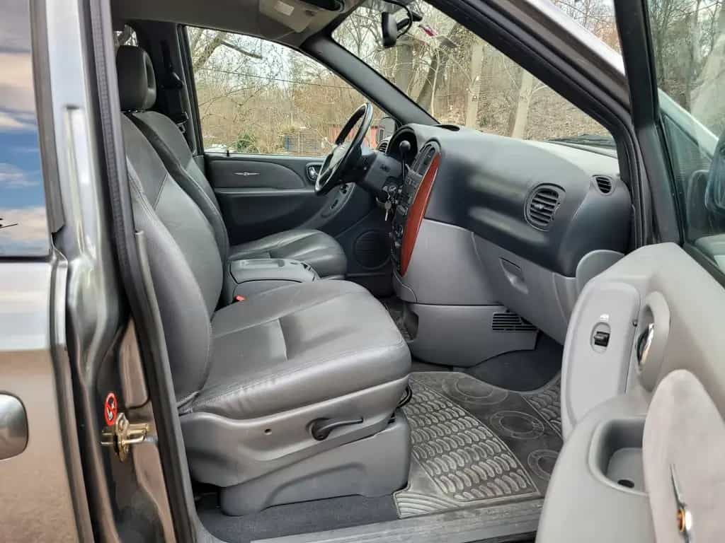 Chrysler Grand Voyager Limited 2.8 CRD*Klima*SZH*Temp*LMF 07/2006-photo-24