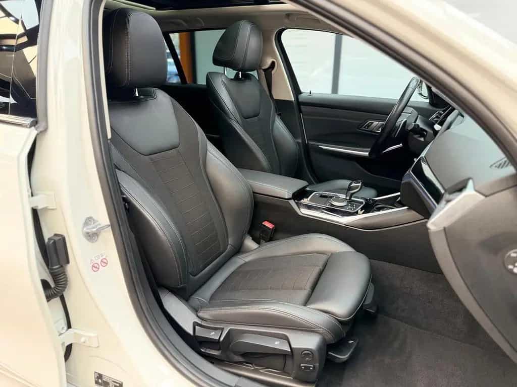 BMW 3 Series 320d Sport line |PANO|AHK|KAM|TEMP|VIRT|LM 02/2021-photo-16